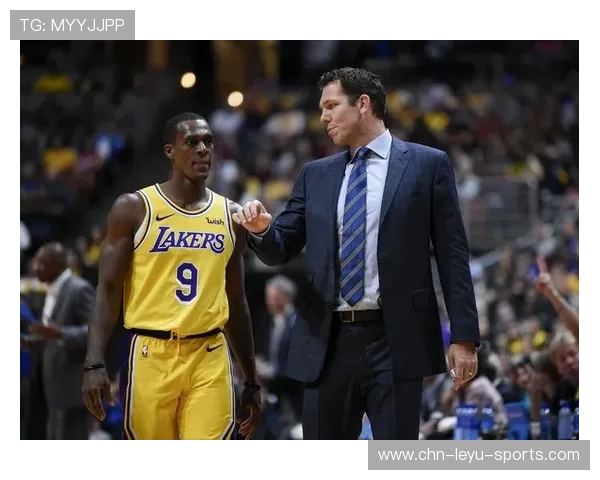 战术揭秘：教练是如何扭转战局的？，教练技术揭秘